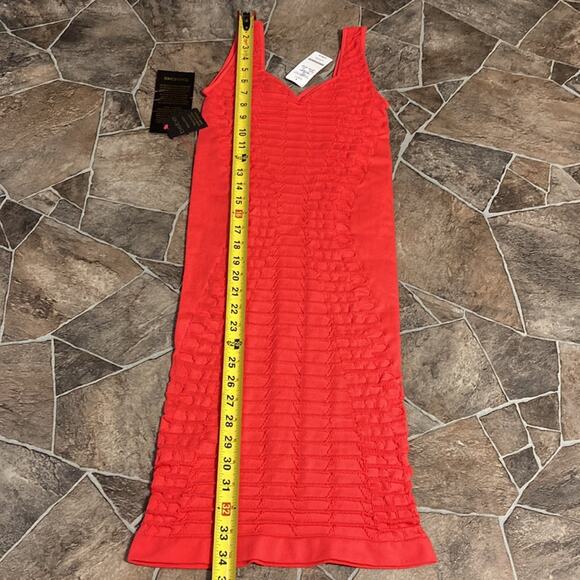 NWT Bebe Sweetheart Neck Textured Dress in Smoulder Red Sz XS/S - Picture 7 of 10
